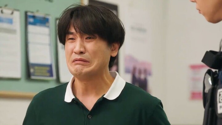 A woman woke up to find she had no pants to wear, so she borrowed her mom’s pants and went to work.