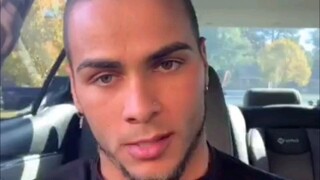 بعض دفاتر عناوين النساء تخيفني حقًا