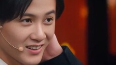Mỗi bước đi của Tan Jianci đều được thực hiện đều đặn, để lại dấu vết nắm sắt và để lại dấu vết trên