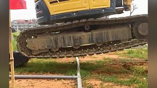 Terima kasih, Sifu memang benar-benar kreatif sekali! Lebih baik memiliki otak yang cemerlang daripa