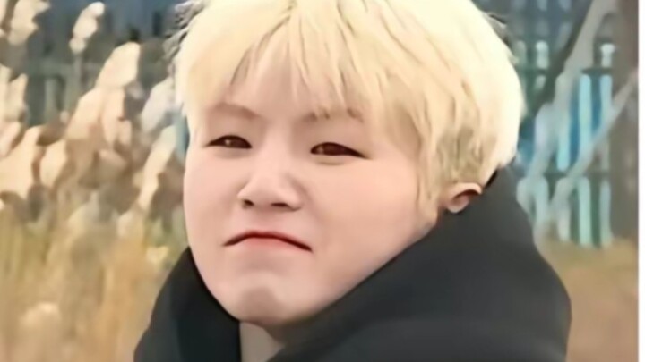 คุณครูหลี่: นี่เป็นวันเกิดของฉันใช่ไหมเนี่ย???