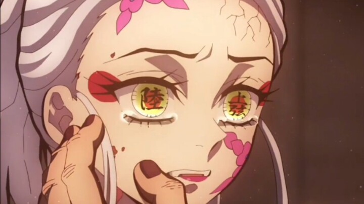 بكاء مي مؤثر جدًا، ومؤدية الصوت رائعة!