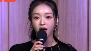 YooA《Selfish》首个电台Live视频公开！