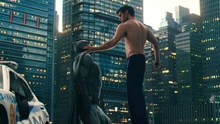 Cảnh một chọi năm kinh điển của Superman, anh ấy mạnh mẽ quá!