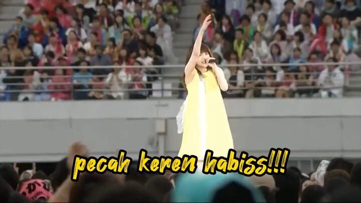 Beginilah jika lagu opening naruto dinyanyikan di atas panggung secara live