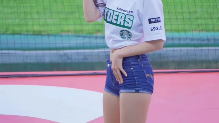 สาวเกาหลี้เพลงแดนซ์จีน