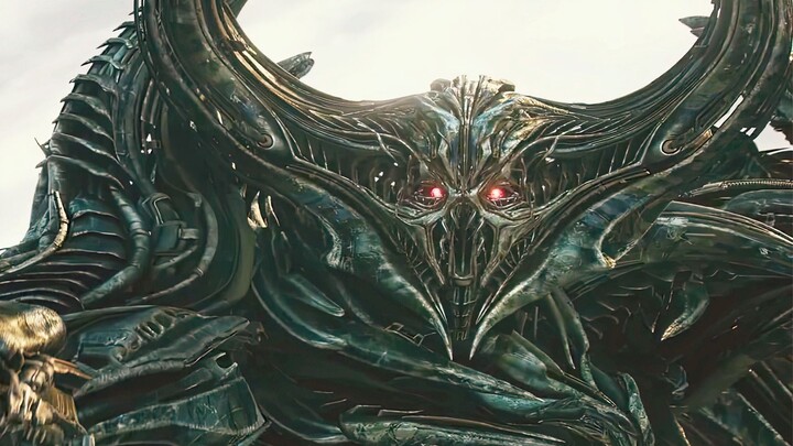 ในทรานส์ฟอร์เมอร์ส หุ่นยนต์รวมร่างชื่อ “เพลิงนรก” หรือว่า “ผีขอฝน”?