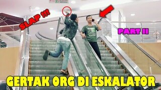 NEKAT! SLAPPING PRANK AT ESCALATOR | GERTAK TAMPAR ORG DI ESKALATOR PRANK INDO!!!