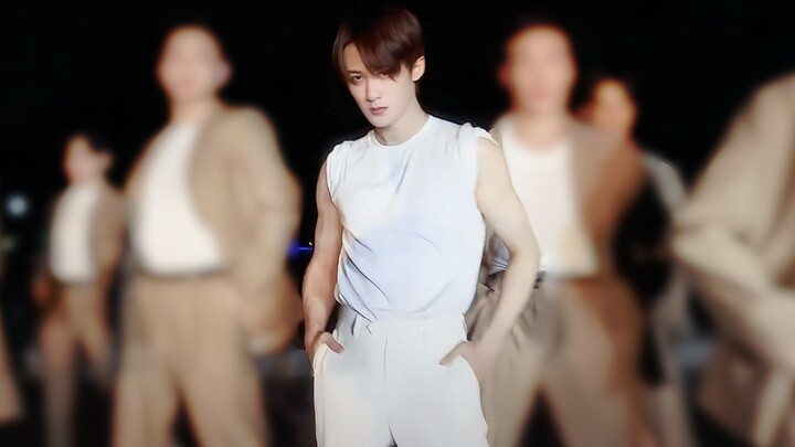 檀健次和师弟跳拉丁舞《隆里电丝》排练花絮