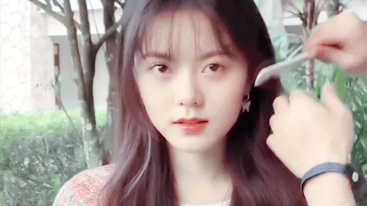 This is why childhood sweethearts can be recognized at a glance! If Xiaobai were a few years younger