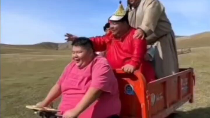 Xe ba bánh: Biết thế đừng vào cái xưởng bỏ hoang ấy rồi