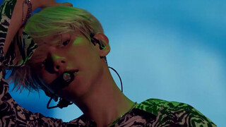 【EXO】المحطة الخامسة من الجولة الحية الرائعة "Monster"