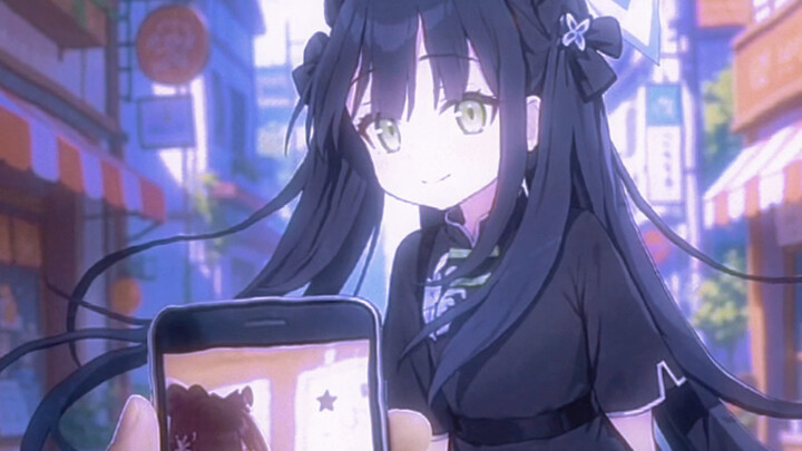 “What if, when you finally meet your online crush in person, you realize she’s a lolita…”