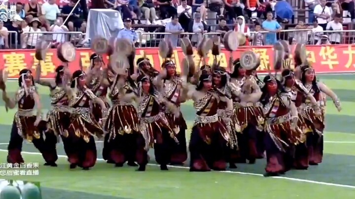 贵州村超:甘肃定西宽粉拉拉队《巴当舞》完整版