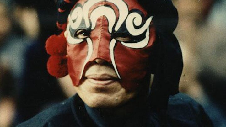 The Face-Changing Master: Would not sell his art for a thousand taels of gold, yet generously gifts 