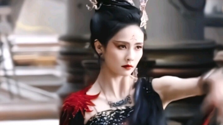 Li Susu | Ye Xiwu, casting spells and tossing talismans with a touch of cool — no, super cool! #TheL