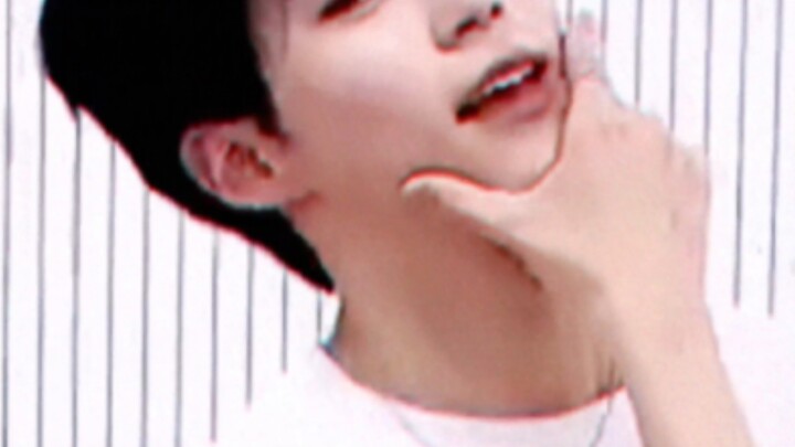 Report that covering your mouth can't stop Cheng Hanbin from dancing awesomely