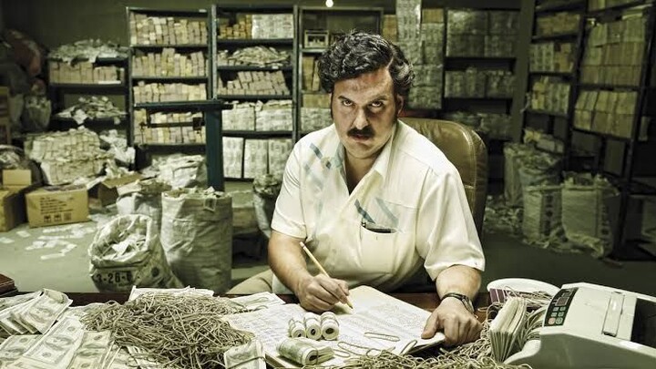 Pablo Escobar S01E01 Hindi 720P
