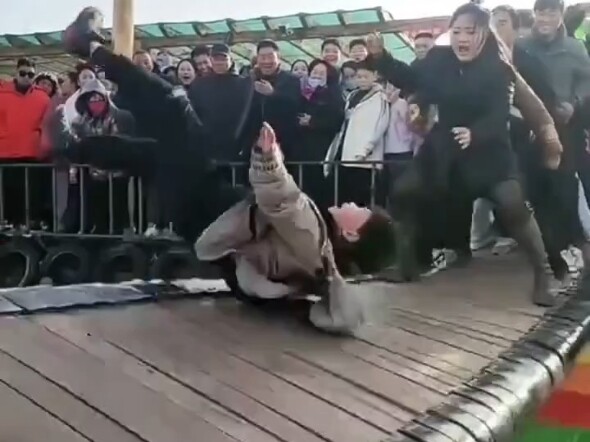 Anak laki-laki: Kuasai dengan keras, Zhuang Zhou cepat gunakan ultimate-mu