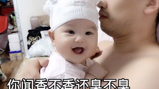عندما وُلد الطفل، كنتُ أنا وحماتي نتقاتل على فرصة رعايته. لكن بعد فترة، لم يعد أحدٌ يرغب برعايته. كا
