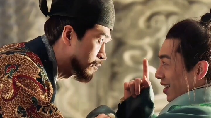 Lalu kemana perginya baju ikan terbang itu?