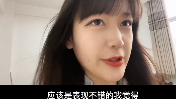 Bóng hình tuổi thơ: Cô giáo nằm trên cửa sổ