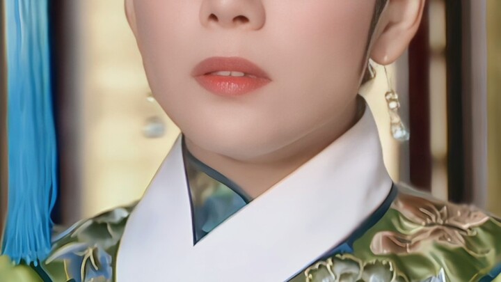 “I’ve been single for years, and just when I finally make a comeback with a big project, the directo