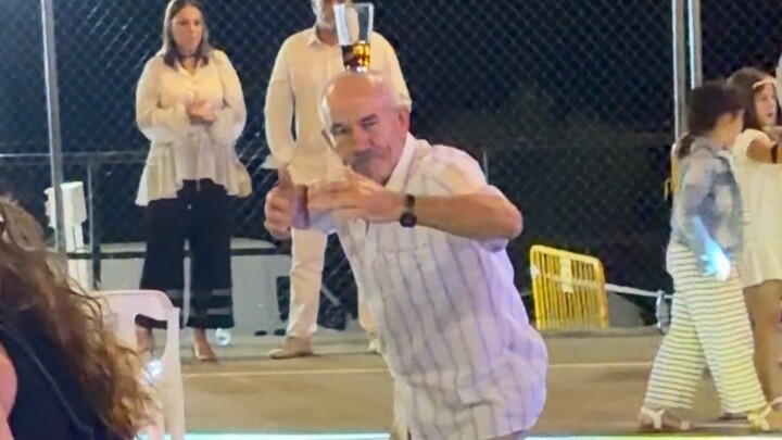 Un Hombre Muy Feliz en Granada - España 🇪🇸