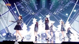 五年前横扫17个一位的【Apink】《LUV》的回归舞台