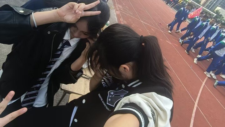 【พักการเรียน】/ทันทีที่ท่อนเปิดของ Lucifer ดังขึ้น หนุ่มหล่อขวัญใจสาวๆ ก็ปรากฏตัว