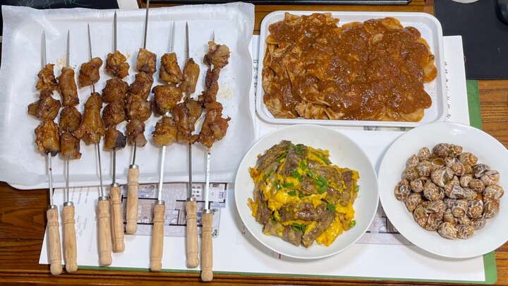 لا أتأثر بشعرة من أجل الحب، بل فقط بالنبيذ الجميل الذي يُحرّك وتر القلب.