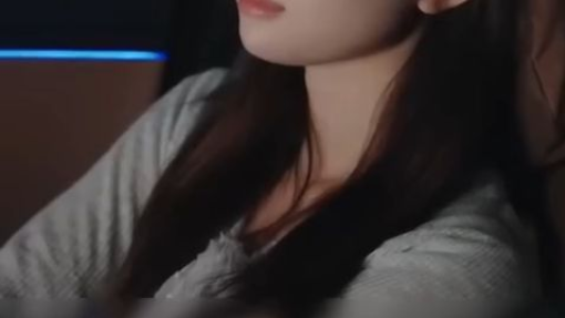 CEO abaikan semua wanita, tapi jatuh cinta pada gadis biasa dengan catatan krimi