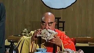 盘点：十大和尚真香吃戏，老方丈大口肉大口酒，魏和尚喝花生米！