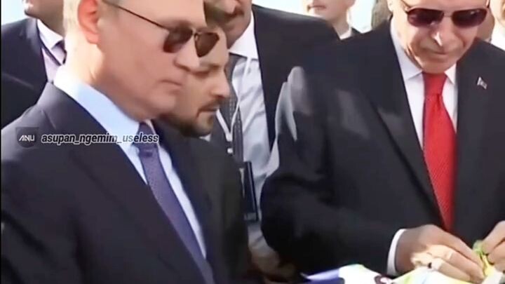 pakde putin belanja aisukuriimu#reaction #reactionvideo #lucu #videolucu #fyp #jowo #wongjowo #putin