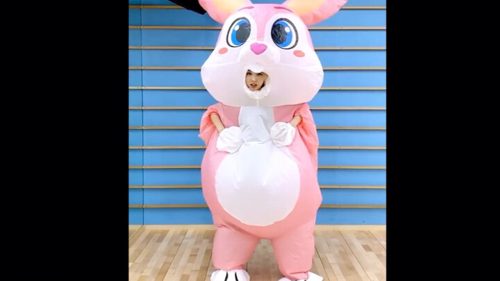 娜琏现真身，拉着小老虎彩瑛跳POP 好可爱啊啊啊啊啊