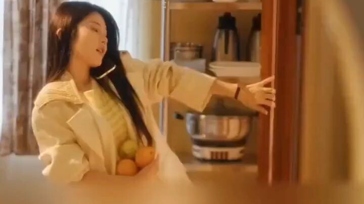 Kesetiaanku sia-sia, namun pria tampan satu ini tertarik denganku dan memanjakanku tanpa henti