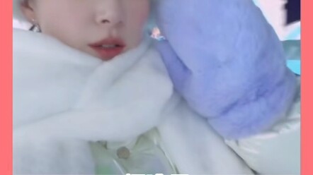 หนูขี้หัวเราะ! #คั่นชิงจื่อ เดินเที่ยวเมืองน้ำแข็งกับเพื่อนจนพลัดหลง เพื่อนเลยต้องขึ้นเวทีประกาศตามห