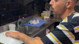 من لا يضحك بعد مشاهدة هذا سيُطلق عليه ستيت لير جانجيان الميمز