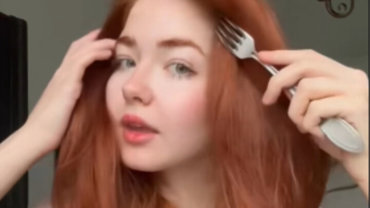 假如小美人鱼穿上连衣裙