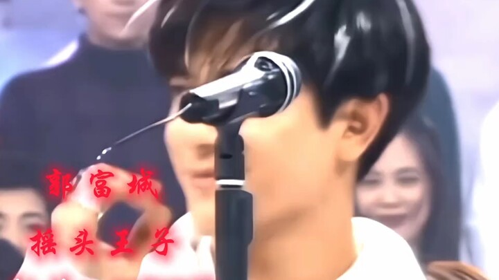 Mohon sambutlah Tuan Zhou Xingchi!