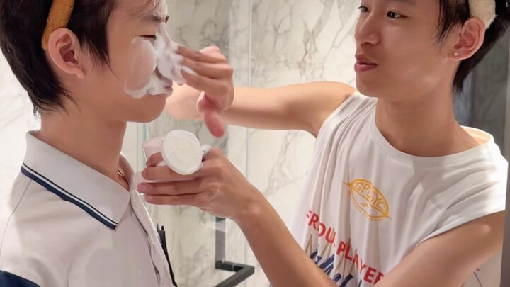 วิดีโอบล็อก | การดูแลผิวยามค่ำคืน 2 ชั่วโมงก่อนนอนของนักเรียนมัธยมต้น