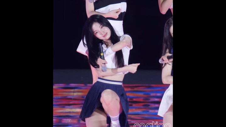 [ARin 4K Vertical Screen] Dolphin 220826 OH MY GIRL Cui Yiyuan by GlassCoating