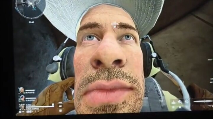 Giờ cứ thấy bác sĩ ong là tự nhiên buồn cười.