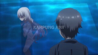 Ngintip Cewek Seksi Lagi Mandi