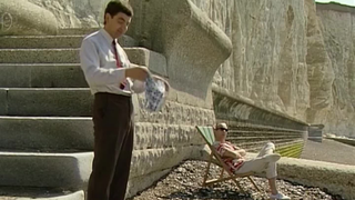 Classic Review Mr. Bean 1-02-Seaside Dress Up
