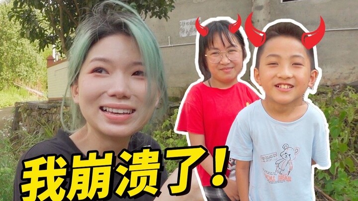 Vào rừng đưa quà cho bọn trẻ, thế mà chúng lại định đâm tôi! Có thể nhịn được không?!