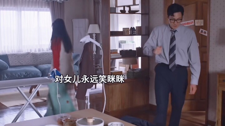 He buys his daughter clothes worth 500,000 yuan, yet takes the bus to work every day! He splurges on