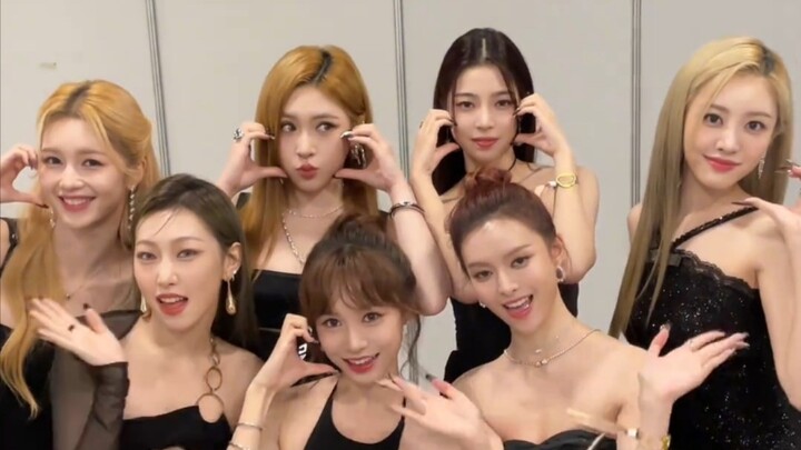 【R.E.D】《爱你》 Challenge 微博盛典库存