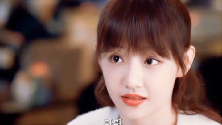 สาวคนนี้ไม่เคยแสดงบทบาทที่อ่อนแอและน่าสงสารเลย แค่ดูเธอเถียงคนอื่นก็สนุกแล้ว!