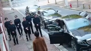 [สายดีดซีรี่ย์]_(เต็มเรื่อง)ลูกสาวถูกด่าว่าต่อหน้าทุกคน_ ไม่รู้เลยว่าพ่อแท้จริงคือมหาเศรษฐี#พากย์ไทย